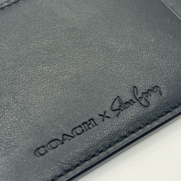 Coach x Selena Gomez Glitter Bunny Zip Wallet Card Holder Like New - Picture 3 of 9